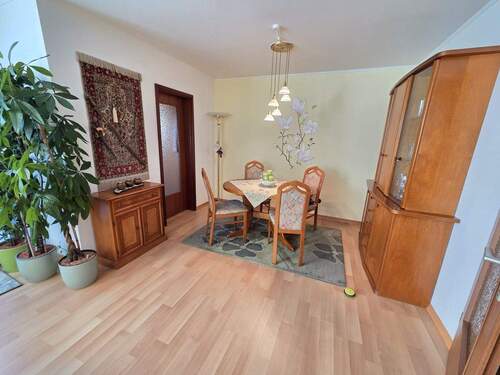 Esszimmerbereich - 2 Zimmer Etagenwohnung in München