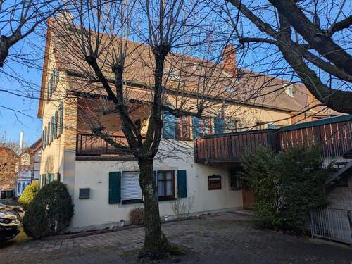 Ansicht Hof - Biergarten - Ideenraum - Gasthaus mit Wohnungen nahe Forchheim