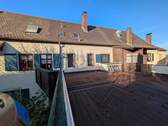 Große Dachterrasse - 9 Zimmer Mehrfamilienhaus, Wohnhaus in Hallerndorf