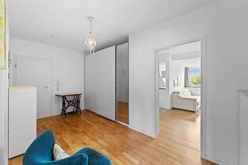 Flur - 3 Zimmer Etagenwohnung in Düsseldorf