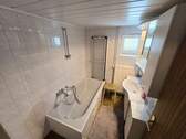 Badezimmer im Erdgeschoss - 