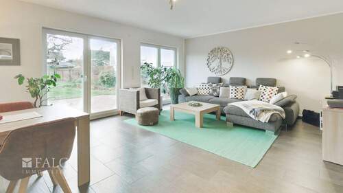 Wohnzimmer - 6 Zimmer Doppelhaushälfte in Bornheim