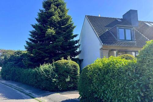 Straßenansicht - 