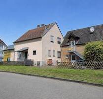 Wohn- und Geschäftshaus mit 3 Einheiten im begehrten Zentrum von Zündorf - Köln