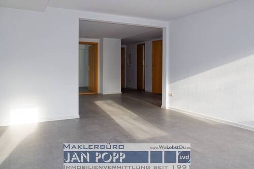 Wohnbereich - 3 Zimmer Etagenwohnung zur Miete in Greiz