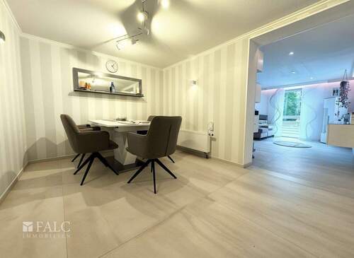 Essbereich - (KI generiert) - 