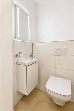 Separates Gäste-WC - 