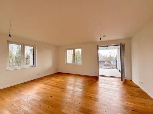 Wohnen/Essen/Balkon - 