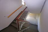 Treppenaufgang zur Galerie - 