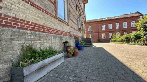 Eingangsbereich - 1 Zimmer Mehrfamilienhaus, Wohnhaus zum Kaufen in Uetersen