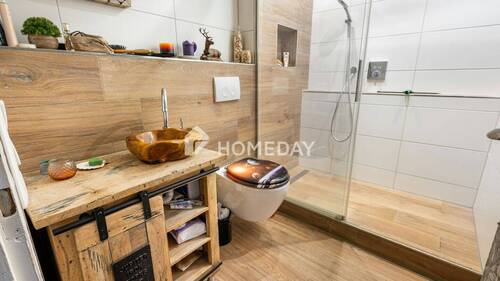 1. OG Badezimmer 2 - 