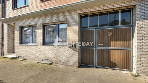 Garage - 8 Zimmer Mehrfamilienhaus, Wohnhaus zum Kaufen in Hückelhoven