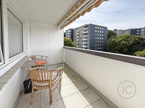 Balkon Wohnzimmer Südwest - 2 Zimmer Etagenwohnung in Wuppertal