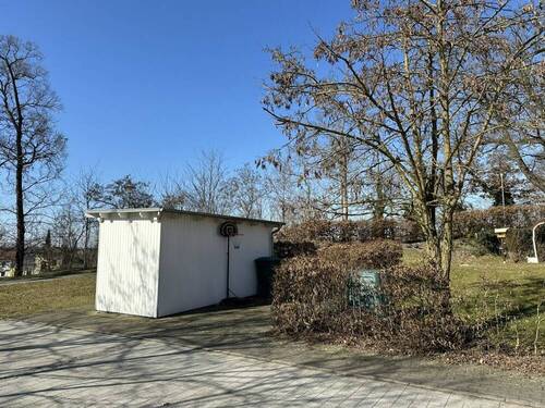zugehöriger Stellplatz - 
