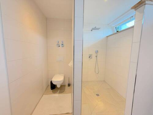 Dusche und WC 2. OG.JPG - 