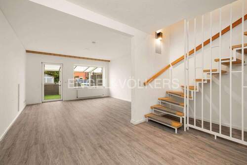 Wohnzimmer - 4 Zimmer Reihenmittelhaus in Henstedt-Ulzburg