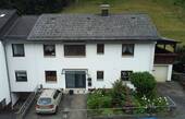 Außenbild vorne - 7 Zimmer Einfamilienhaus zum Kaufen in Dillenburg