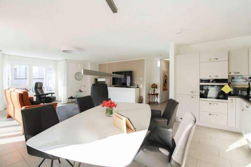 Blick aus der Küche - 3 Zimmer Etagenwohnung in Schwerte