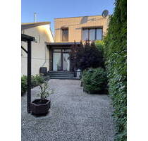 Freistehendes Einfamilienhaus - 330.000,00&nbsp;EUR Kaufpreis, ca.&nbsp; 135,50&nbsp;m&sup2;&nbsp;Wohnfl&auml;che in Hürth-Gleuel (PLZ: 50354)