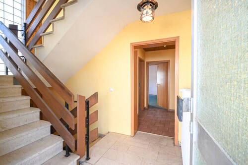 Eingang Wohnung EG - 