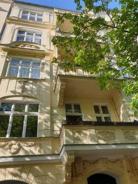 Fassade - 1 Zimmer Etagenwohnung zum Kaufen in Berlin