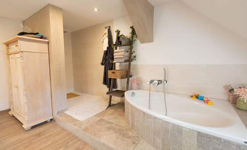 Badezimmer DG - 