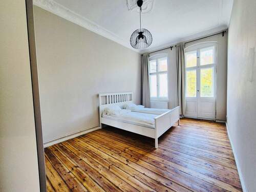 1 - 3 Zimmer Etagenwohnung in Berlin