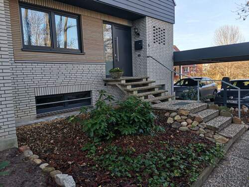 Eingang (1).jpg - 4 Zimmer Reihenendhaus in Buxtehude