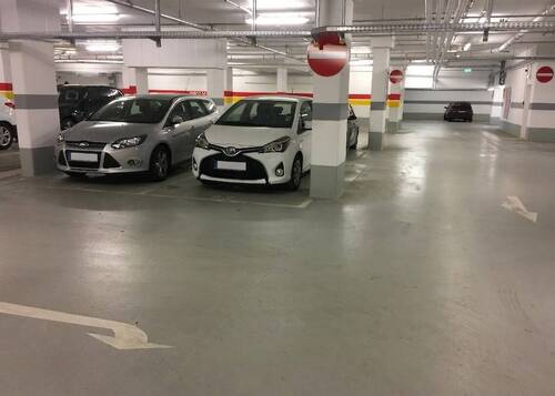 Tiefgarage - Komfortabler TG-Einzelstellplatz im Maisacher Zentrum