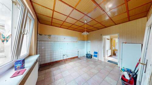 Küche - 6 Zimmer Einfamilienhaus in Lychen