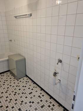 Waschmaschinenanschluss.jpg - 