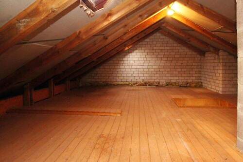 Spitzboden - 