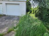 Garage und Stellplatz - 