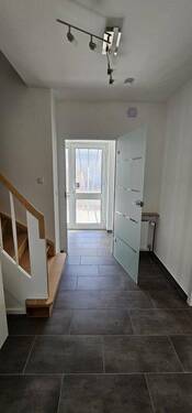 Eingangbereich - 4 Zimmer Reihenmittelhaus zur Miete in Wiesbaden