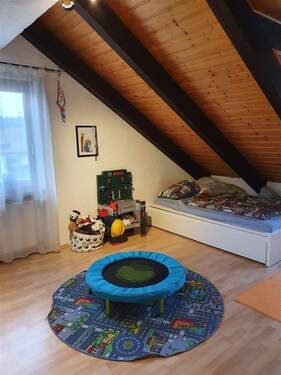 Kinderzimmr 2 - 