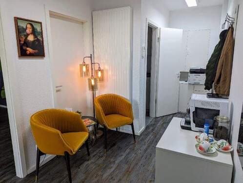 Eingangsbereich mit Garderobe - 