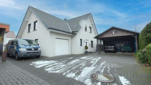 Ansicht - 5 Zimmer Einfamilienhaus zum Kaufen in Salzkotten / Mantinghausen