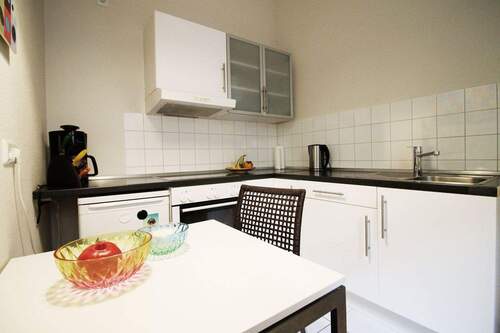 08-apartment175.jpg - 