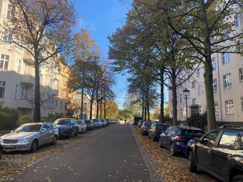 Blick in die Straße - Etagenwohnung in Berlin zum Kaufen