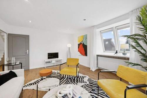 Wohnzimmer OG - Doppelhaushälfte mit 200,00 m² in Pinneberg zum Kaufen