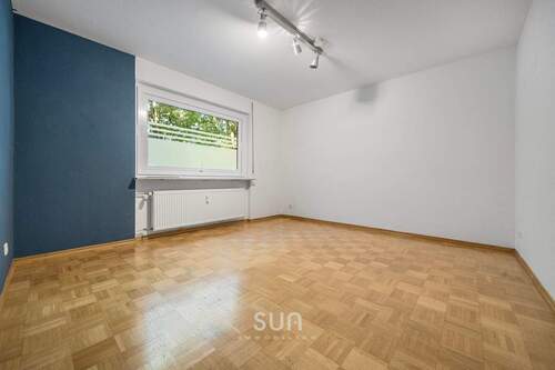 KINNDERZIMMER/BÜRO 2 - 