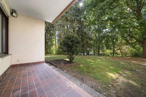 GARTENZUGANG - 4 Zimmer Etagenwohnung in Frankfurt am Main