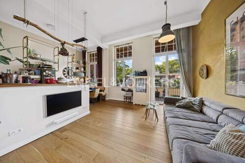 Wohnzimmer - 2 Zimmer Etagenwohnung in Hamburg