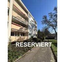 Offenburg - Ruhige u. zentrumsnahe Lage. 4-Zimmer-Whg. mit 98,5 m² Wfl. und Balkon.