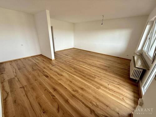 Wohnbereich - 1 Zimmer Etagenwohnung in Würzburg