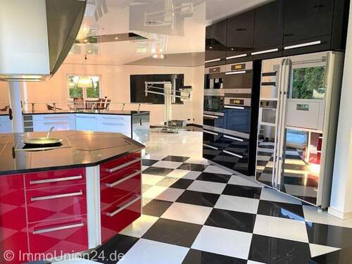 Bild 2 - 6 Zimmer Einfamilienhaus zum Kaufen in Schwabach