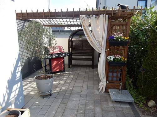 Laubengang mit Grillmöglichkei - 