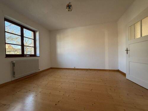 Schlafzimmer - 4 Zimmer Etagenwohnung zur Miete in Erlangen