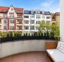 Altbaujuwel mit Balkon und Stil nahe S-Bahnhof Spandau - Berlin