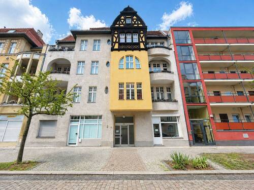 Front - 3 Zimmer Etagenwohnung zum Kaufen in Berlin